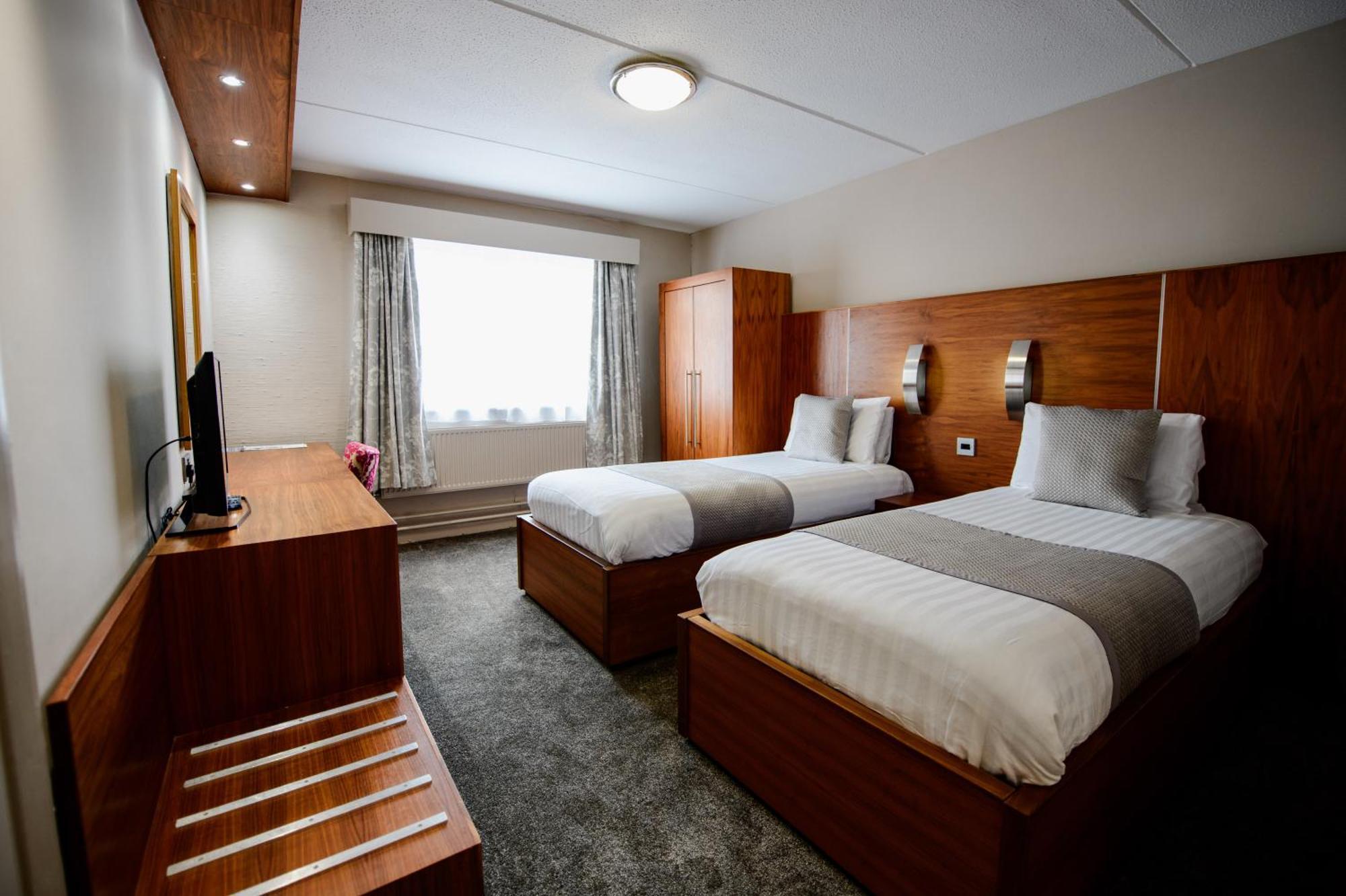 The Crown Hotel Bawtry-Донкастер Экстерьер фото