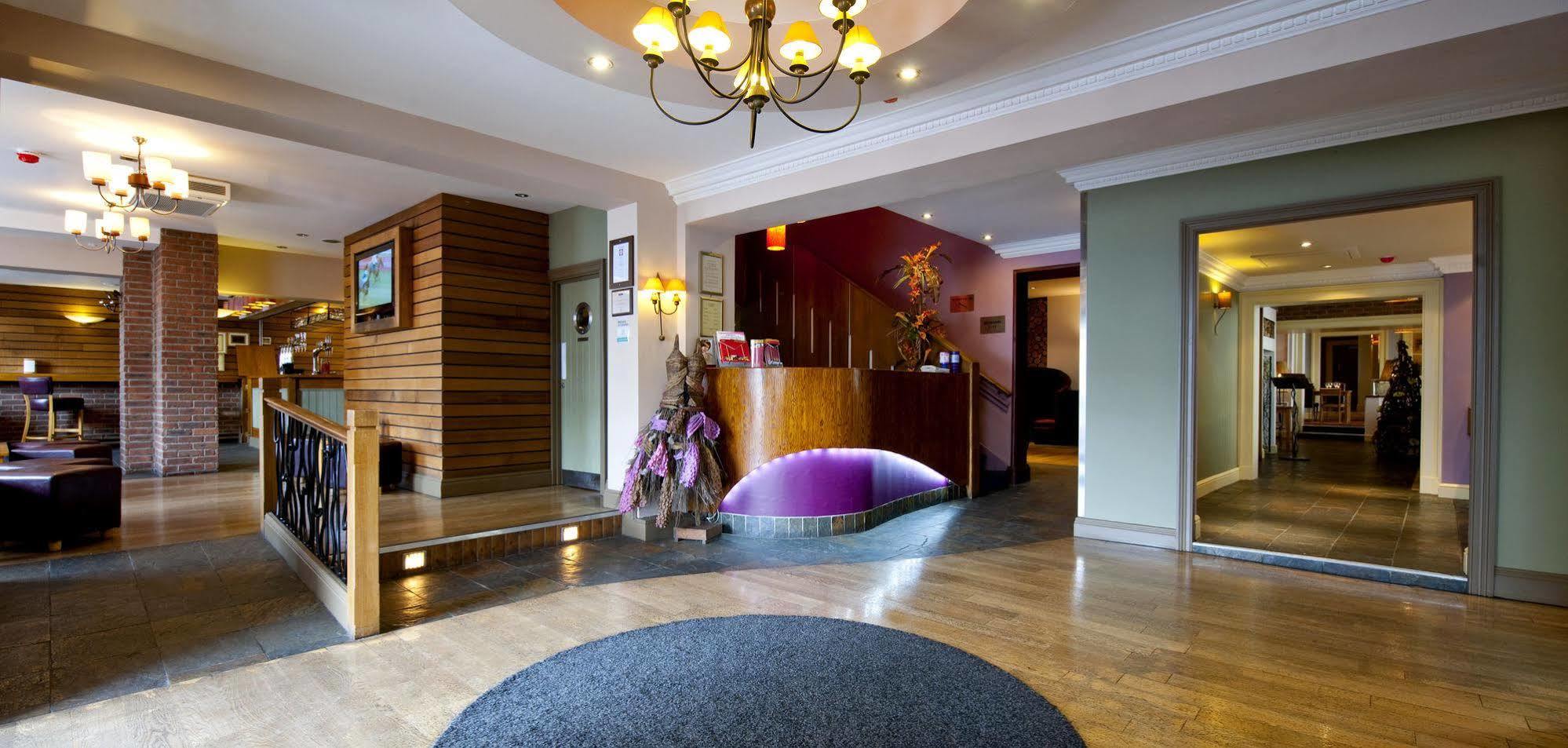 The Crown Hotel Bawtry-Донкастер Экстерьер фото