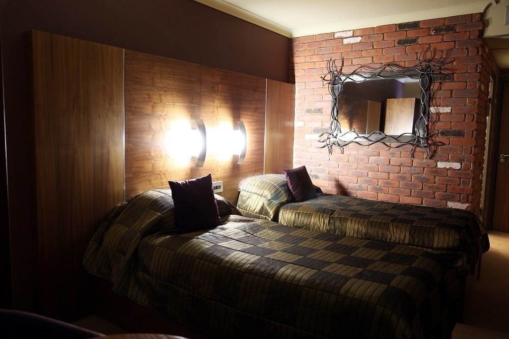 The Crown Hotel Bawtry-Донкастер Экстерьер фото